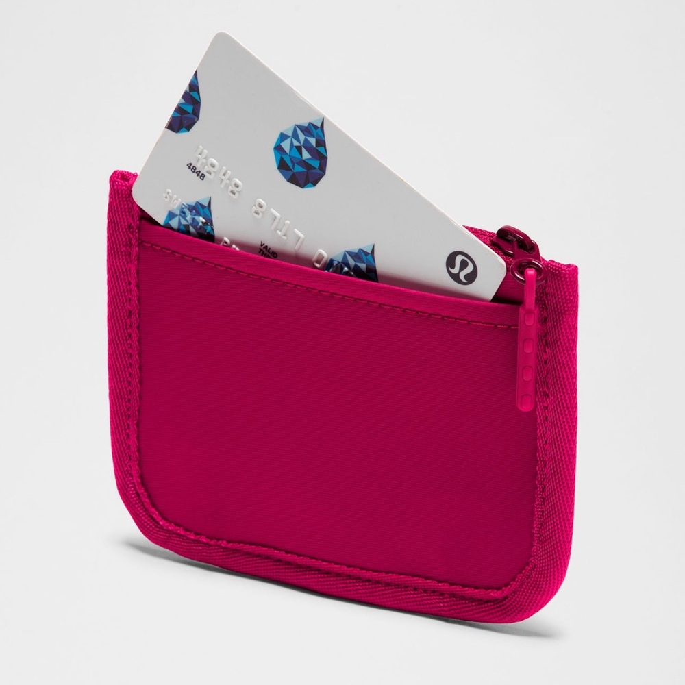 lululemon True Identity Card Case Berry Rumble Card Holder Wallet NWT - Picture 2 of 2